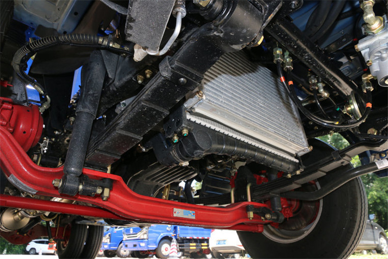 东风 凯普特K6 115马力 4.2米 国五单排厢式轻卡(EQ5041XXY8BDBAC)