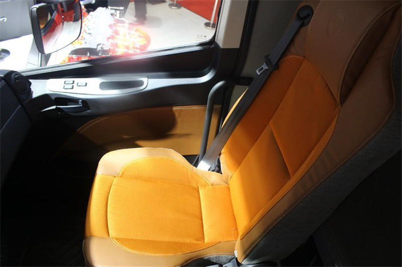 福田 欧曼EST-A 6系重卡 430马力  国五6X4万博体育app下载入口
(BJ4269SNFKB-AC)