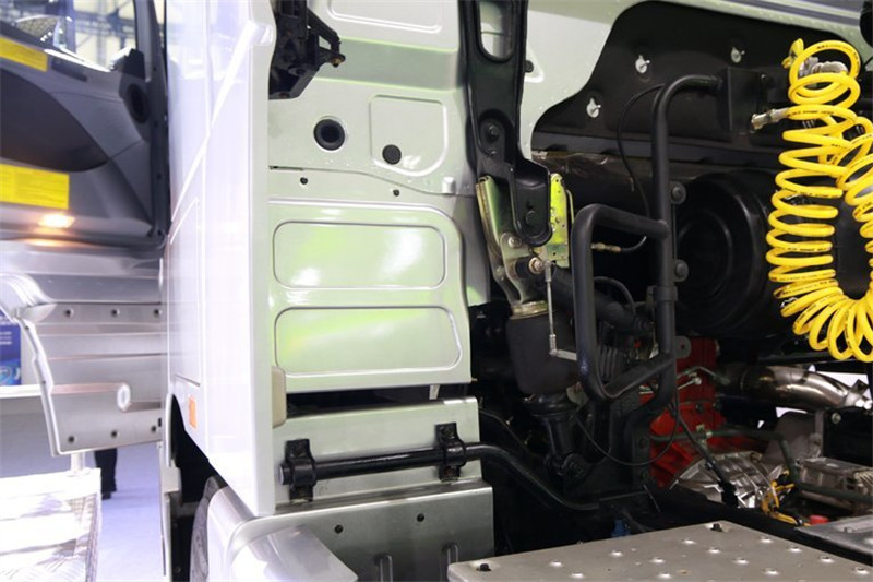 福田 欧曼EST-A 430马力  国五6X2R 万博体育app下载入口
(BJ4269SNFKB-B2)