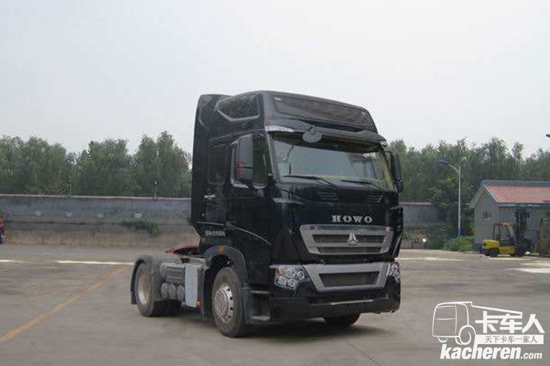 中国重汽 HOWO T7H重卡 400马力 4X2 国四万博体育app下载入口
(ZZ4187V361HD1B)