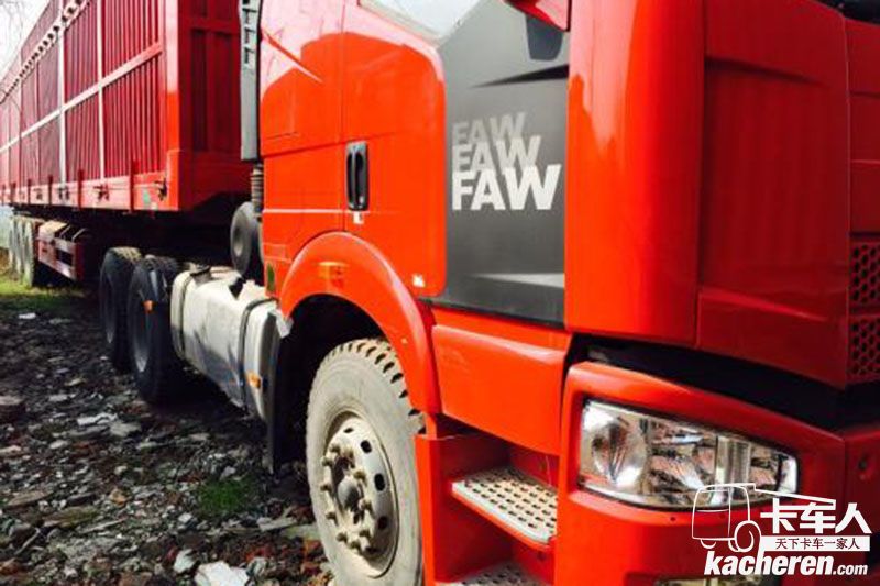 一汽解放 J6P重卡 标载型 350马力 6X4 国五LNG万博体育app下载入口(CA4250P66T1A3E24M5)