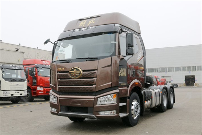 一汽解放 新J6P重卡 领航版四季款 550马力 6X4 国五万博体育app下载入口(CA4250P66K25T1A2E5)