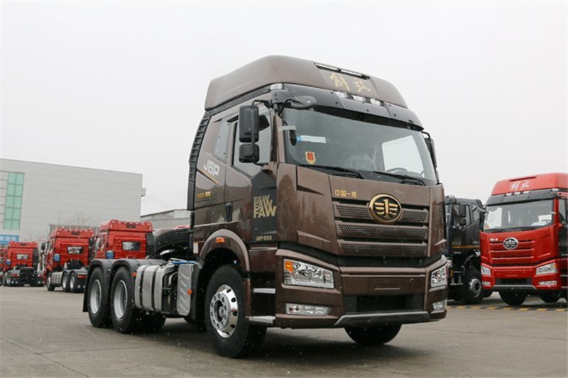 一汽解放 新J6P重卡 领航版四季款 550马力 6X4 国五万博体育app下载入口(CA4250P66K25T1A2E5)