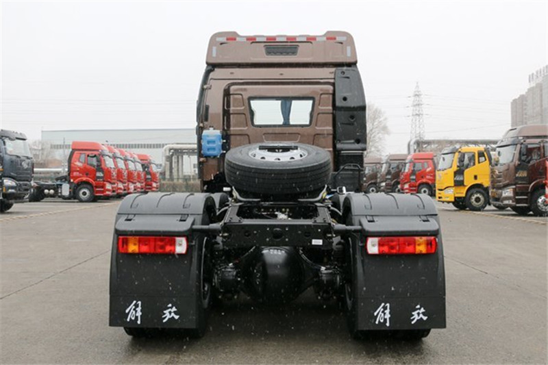 一汽解放 新J6P重卡 领航版四季款 550马力 6X4 国五万博体育app下载入口(CA4250P66K25T1A2E5)