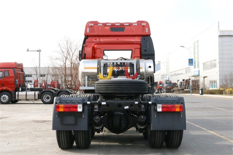 一汽解放 新J6P重卡 375马力 6X4 国五LNG万博体育app下载入口(CA4250P66T1A1E24M5)