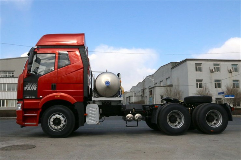 一汽解放 新J6P重卡 375马力 6X4 国五LNG万博体育app下载入口(CA4250P66T1A1E24M5)