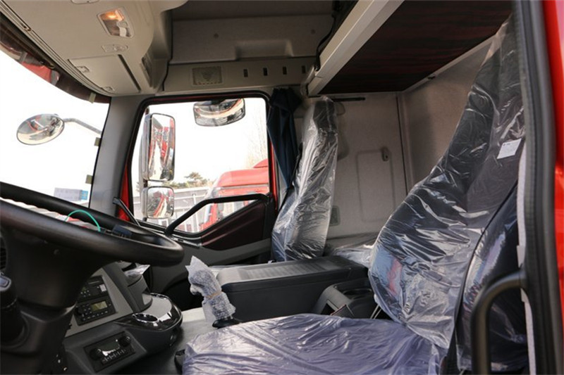 一汽解放 新J6P重卡 375马力 6X4 国五LNG万博体育app下载入口(CA4250P66T1A1E24M5)