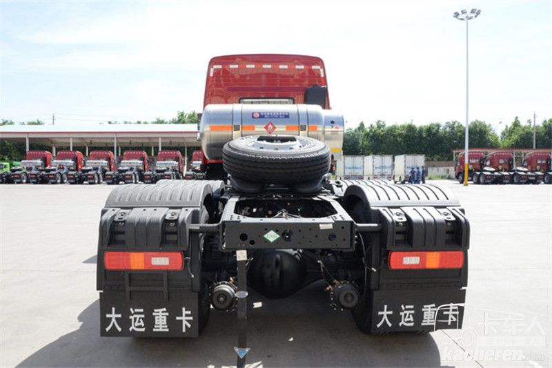 大运 新N8E重卡 336马力 6X4 国五LNG万博体育app下载入口
(CGC4253N52CA)