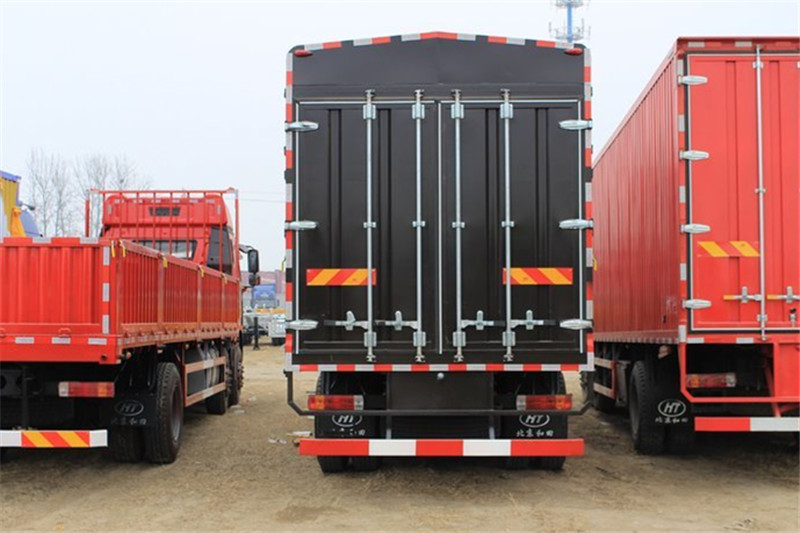 一汽解放 J6P重卡 质惠版 350马力 8X4 国五9.5米仓栅式载货车(CA5310CCYP66K2L7T4E5)