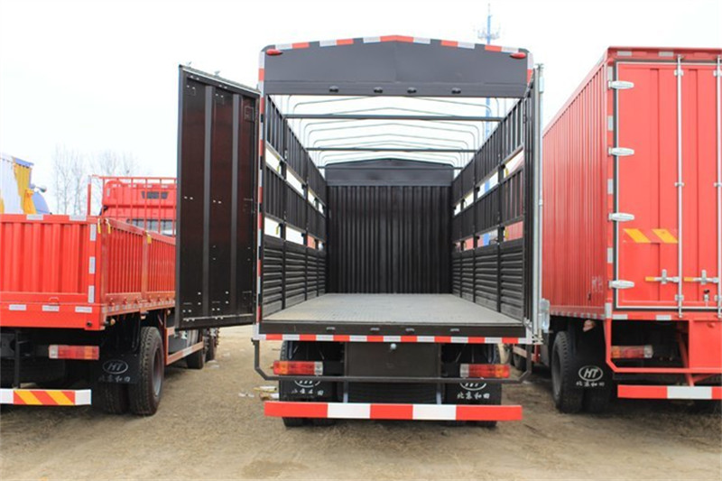 一汽解放 J6P重卡 质惠版 350马力 8X4 国五9.5米仓栅式载货车(CA5310CCYP66K2L7T4E5)