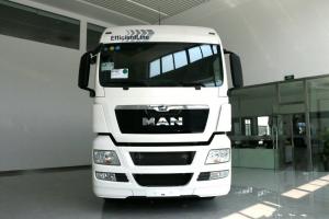 曼(MAN) TGX系列重卡 480马力 6X2R 国五 自动挡万博体育app下载入口
(TGX28.480 6X2-2 BLS)