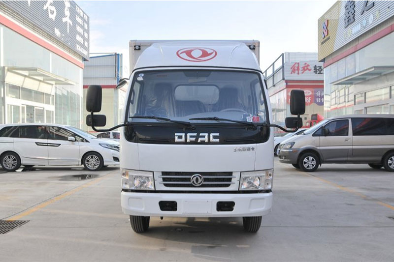 东风多利卡 D5锐能版 125马力 4×2 国六4米单排厢式轻卡(EQ5030XXY3CQDFAC)