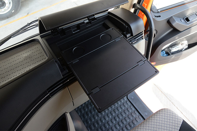 大运重卡 N9H 550马力 6×4 国六 万博体育app下载入口
（CGC4250D6FCCH）
