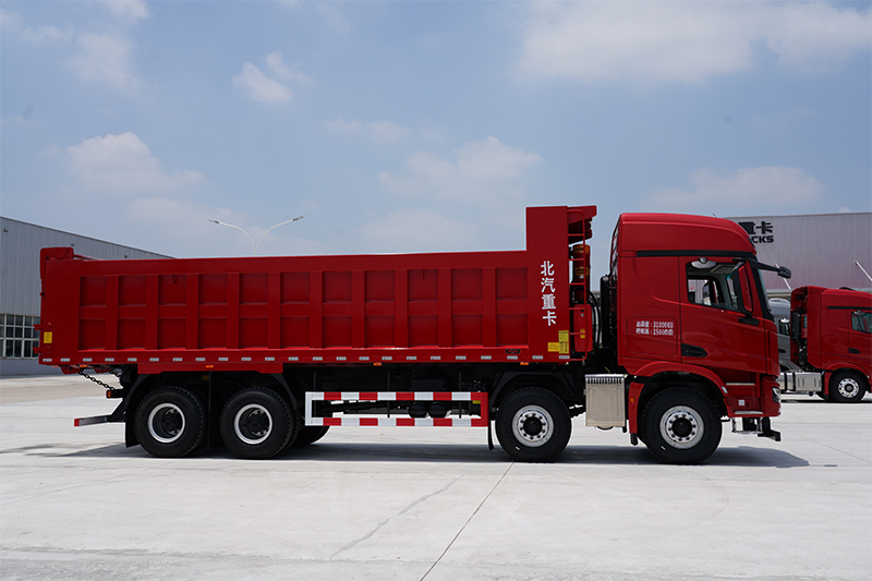北汽重卡 追梦 440马力 8×4 国六 7米 砂石料自卸车（BJ3310D6DP-01） 