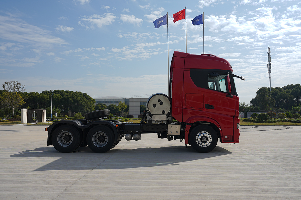 北京重卡 追梦 530马力 6×4 国六 LNG 万博体育app下载入口
 普货/零担运输版（BJ4250G6CP）